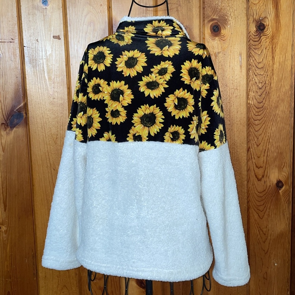 Sunflower Sherpa Half-Zip Pullover quarter zip sweatshirt size medium white top - Picture 6 of 6